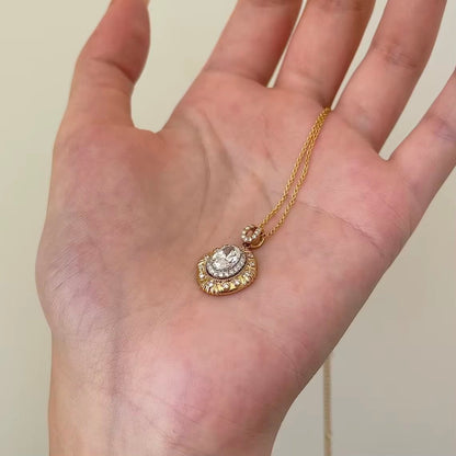 Colier Médaillon Ovale · Aur Galben cu Diamante de Laborator – Realizat la Comandă